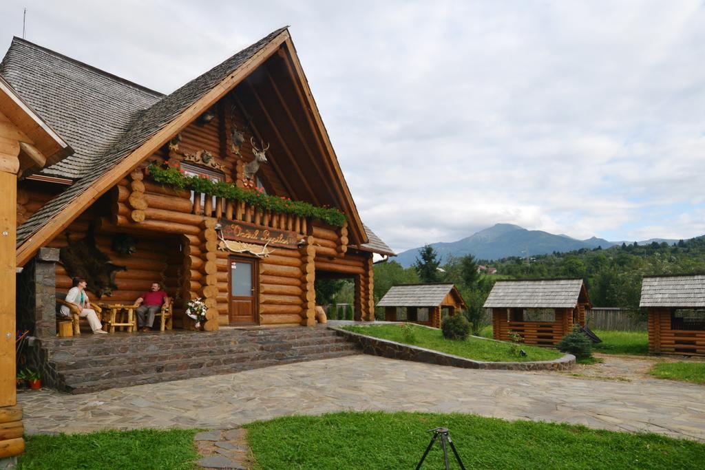 Vadul Lupilor Hotel Moisei Exterior foto